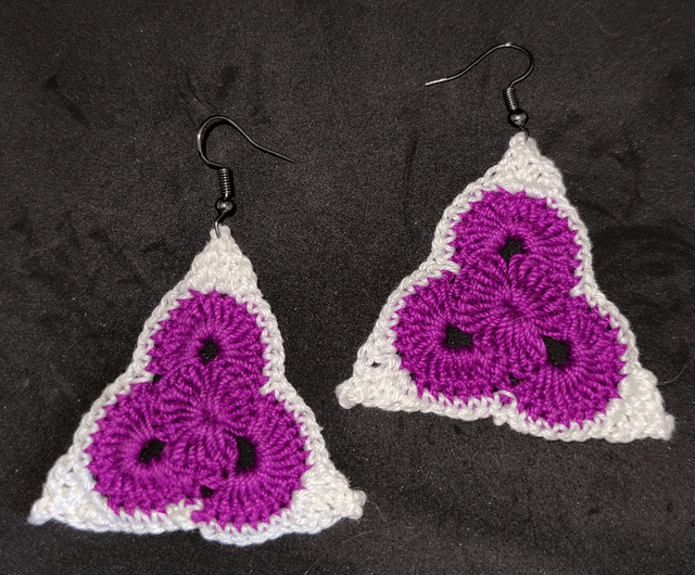 Boucles d'oreilles au crochet triangle